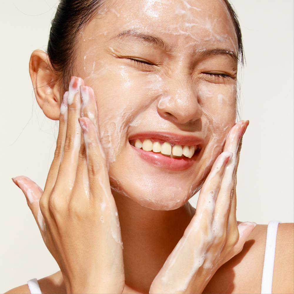 sửa rửa mặt dành cho da hỗn hợp thiên dầu