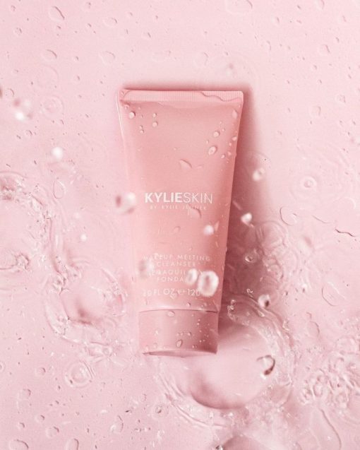 sữa rửa mặt kylieskin